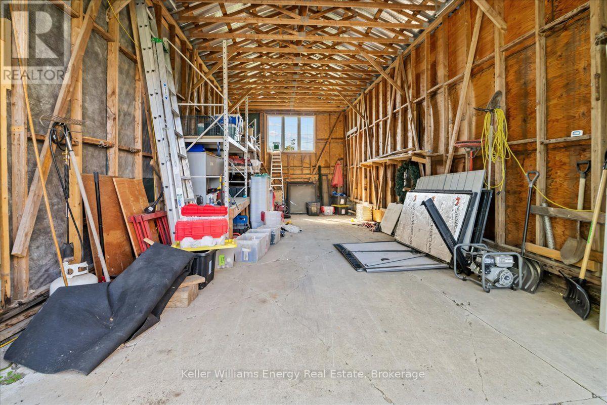 1786 Matchett Line Property Photo 14