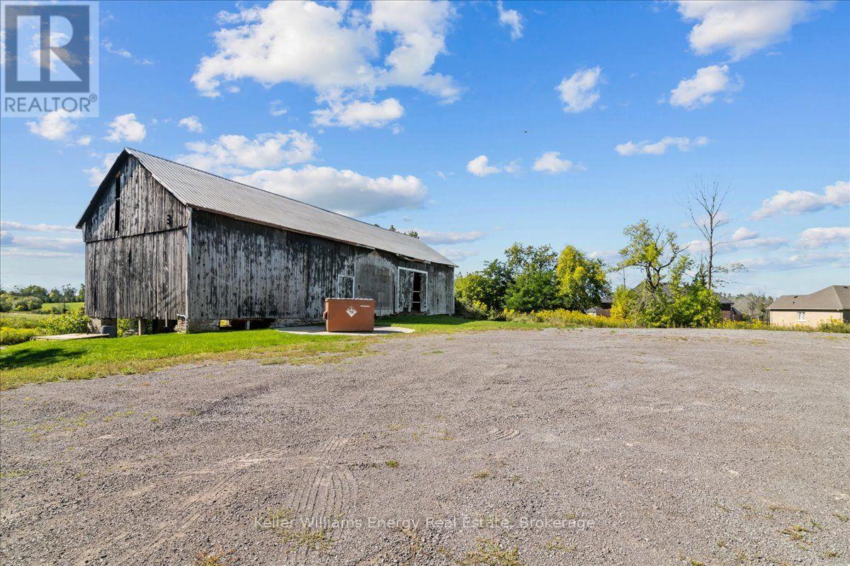 1786 Matchett Line Property Photo 18
