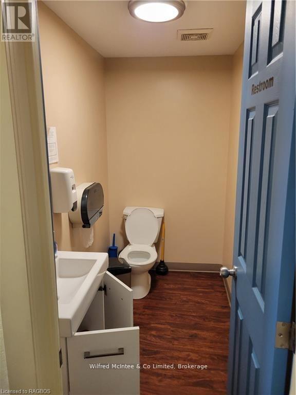 210 Durham Street E Property Photo 5