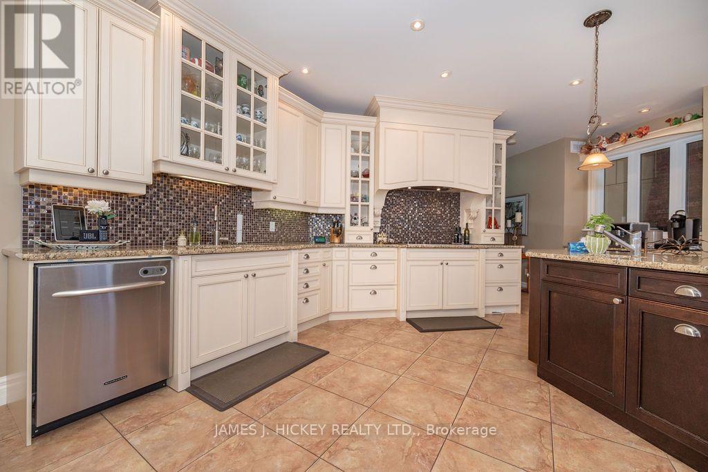 182 River Drive Property Photo 14