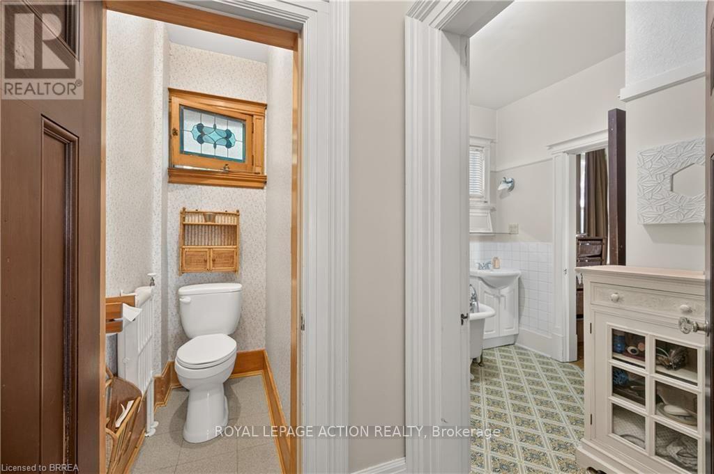 29 Lorne Crescent Property Photo 29