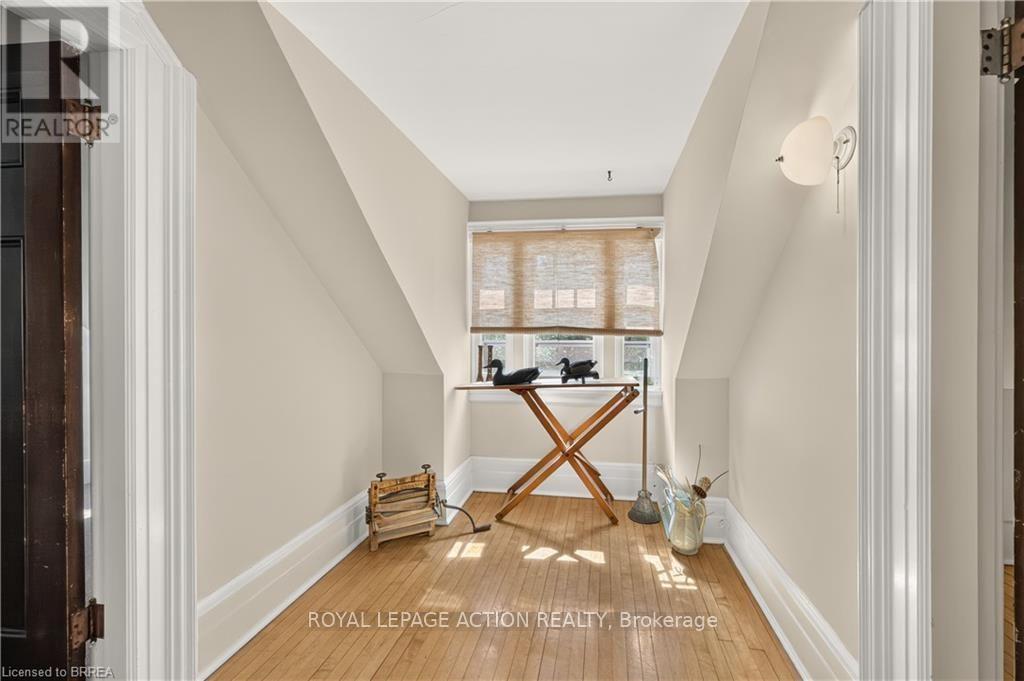 29 Lorne Crescent Property Photo 39