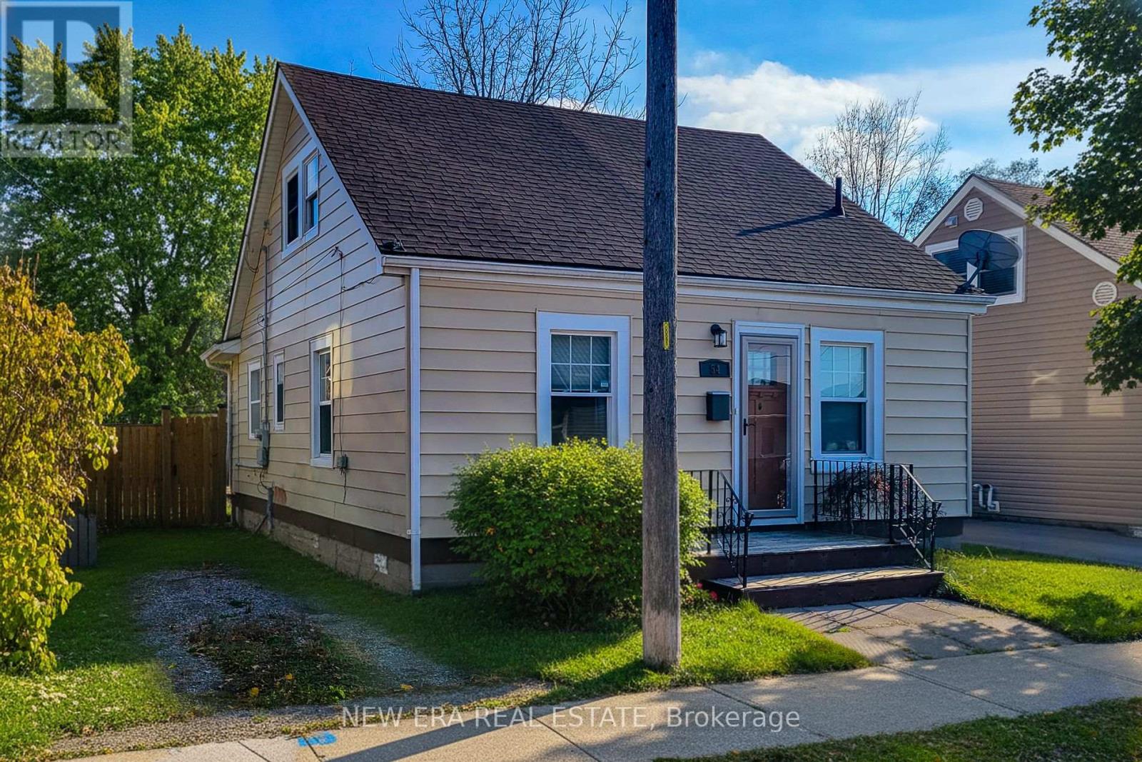 54 Eighth Avenue Property Photo 3