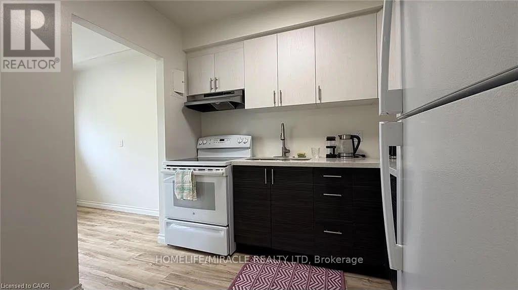 202 - 206 Indian Road Property Photo 4