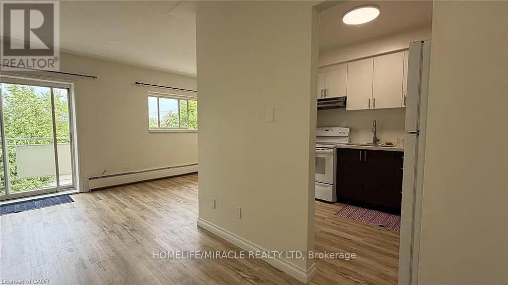 202 - 206 Indian Road Property Photo 6