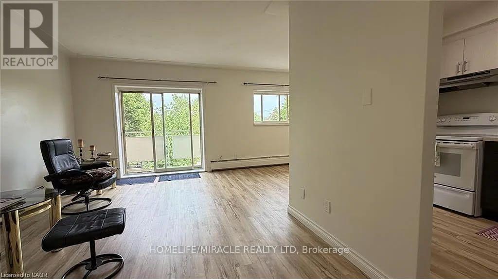 202 - 206 Indian Road Property Photo 9