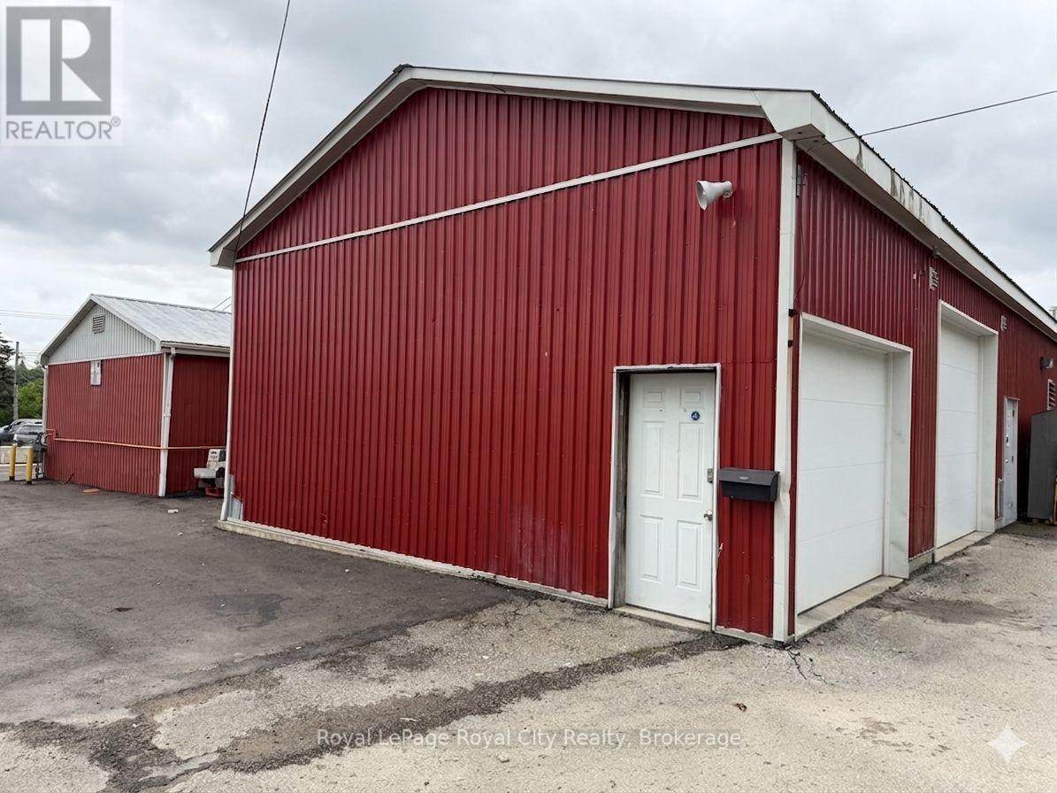 Unit C - 700 York Road Property Photo 1