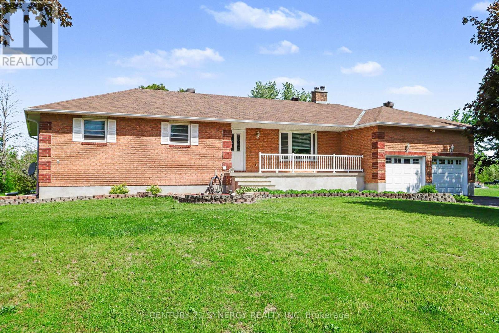 870 Kitley Line 3 Road Property Photo 1