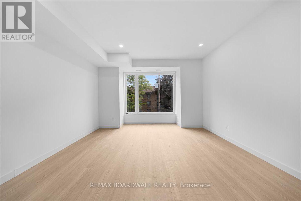 Unit 3 - 315 Savard Avenue Property Photo 8