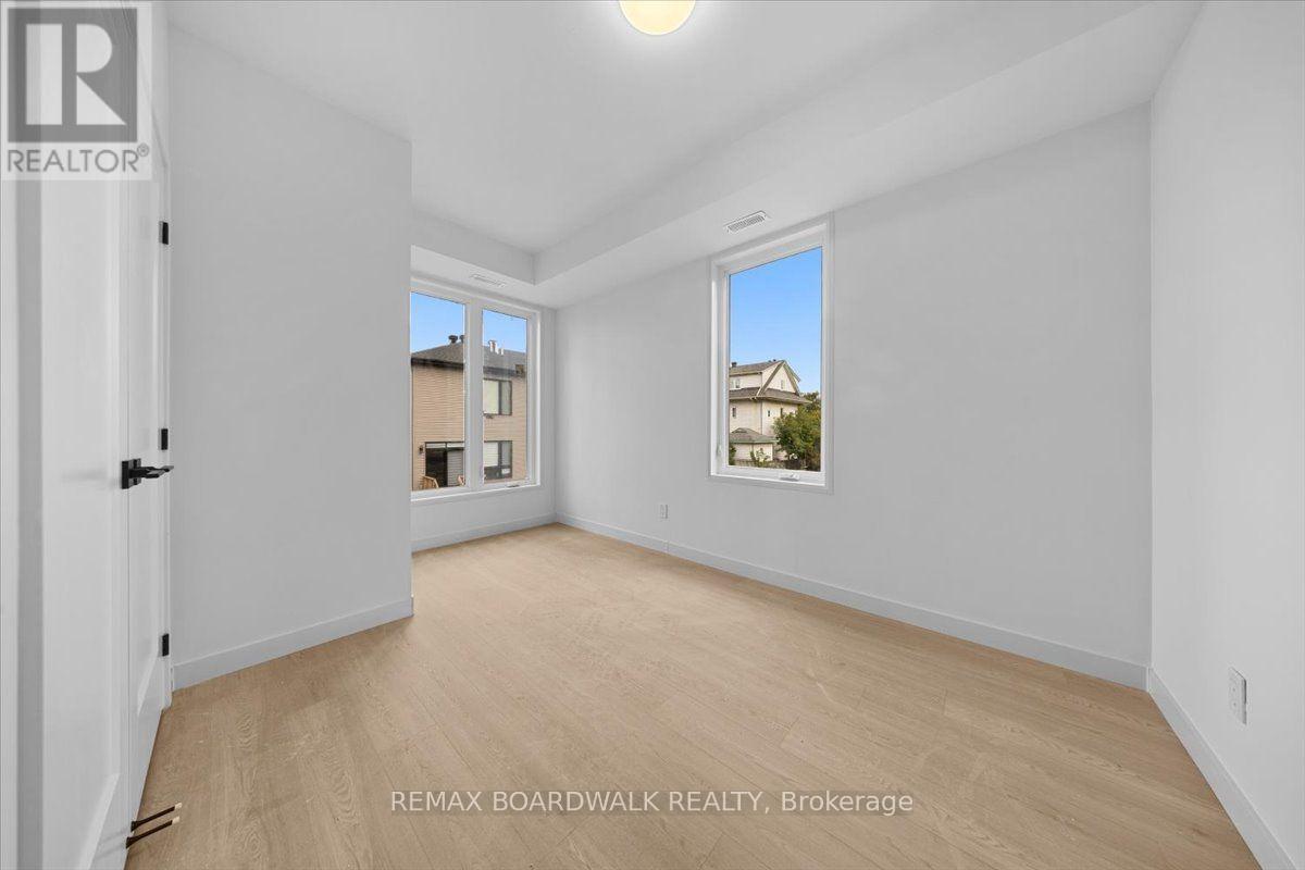 Unit 3 - 315 Savard Avenue Property Photo 16