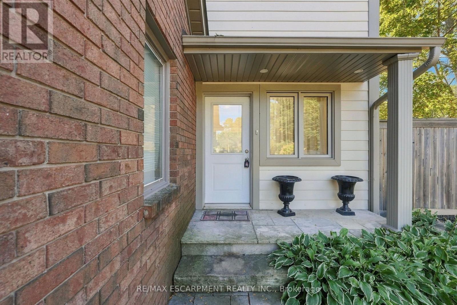 77 Flanders Drive Property Photo 33