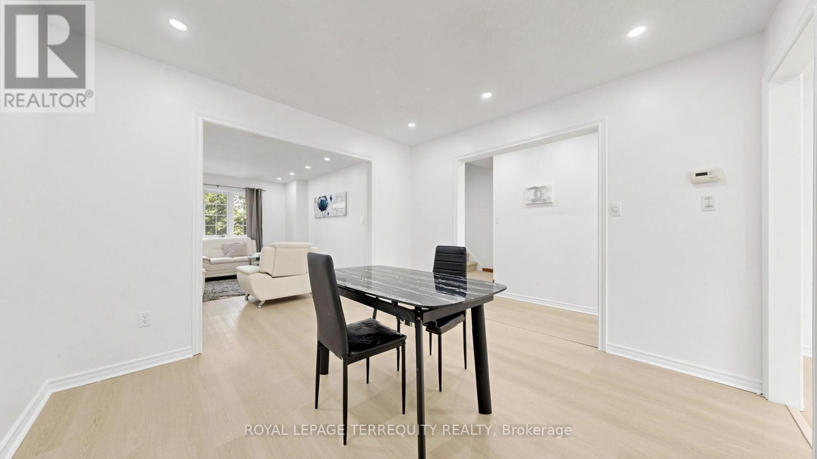 2 - 700 Champlain Boulevard Property Photo 8