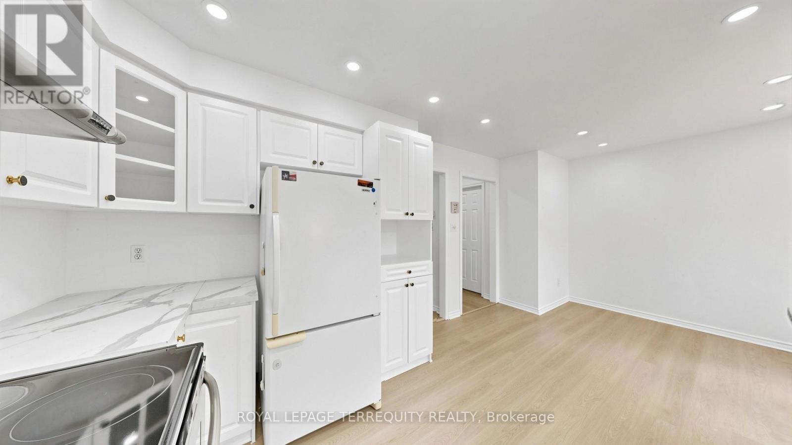 2 - 700 Champlain Boulevard Property Photo 11
