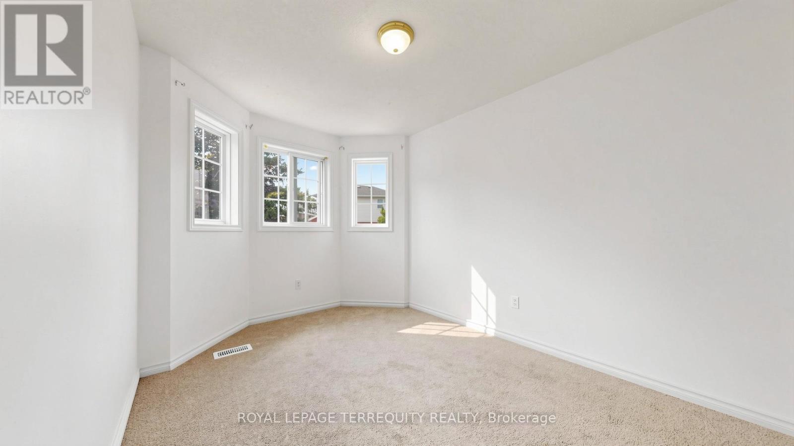 2 - 700 Champlain Boulevard Property Photo 26