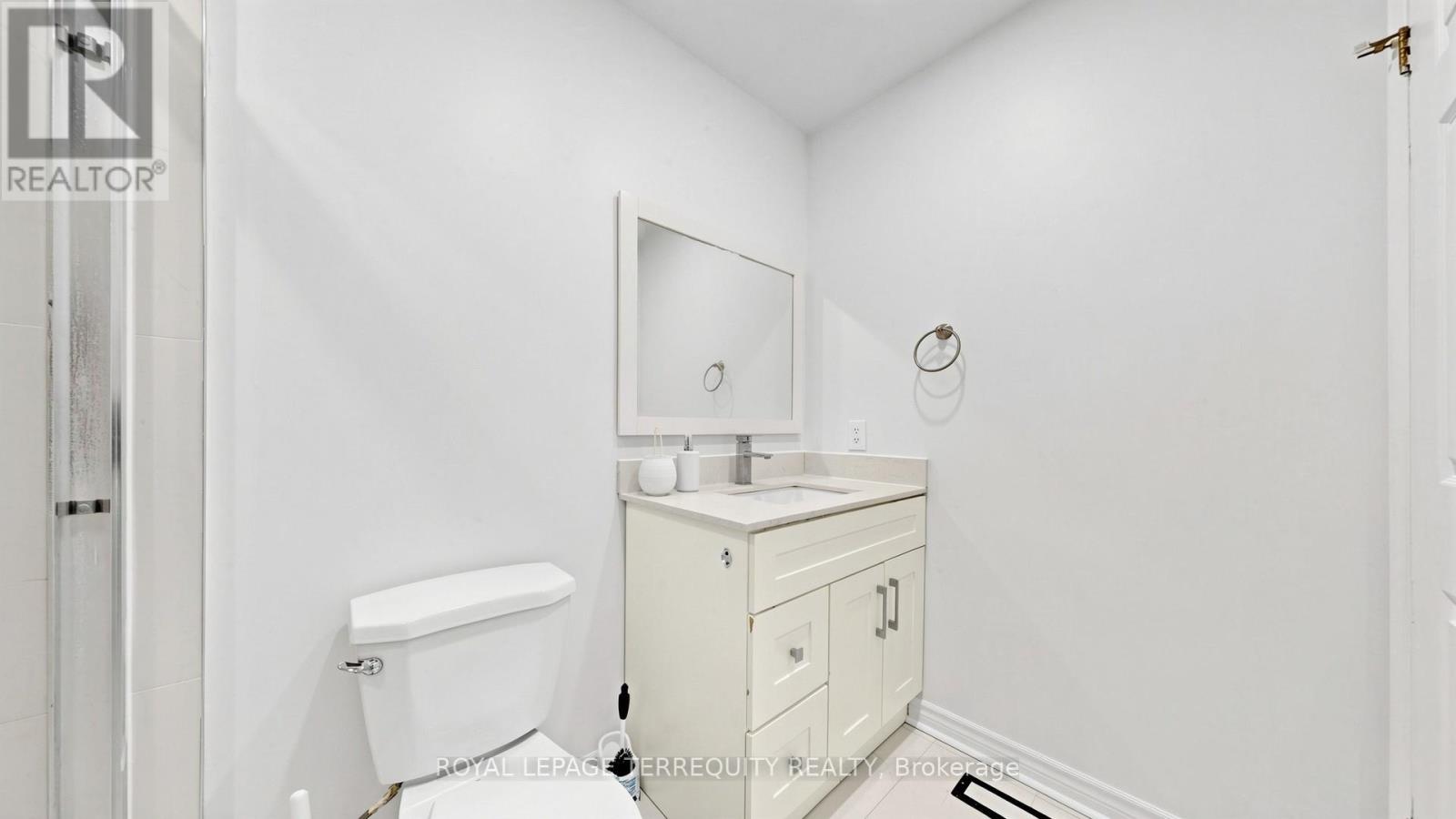 2 - 700 Champlain Boulevard Property Photo 33