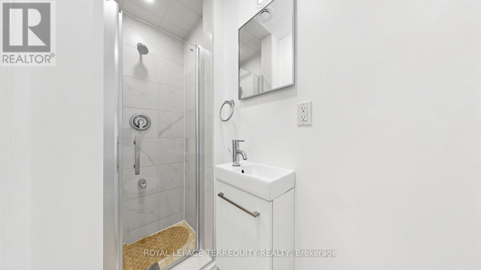 2 - 700 Champlain Boulevard Property Photo 39