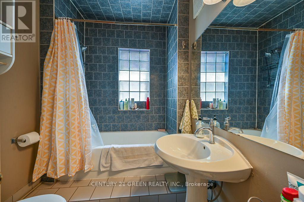 147 Herkimer Street Property Photo 26
