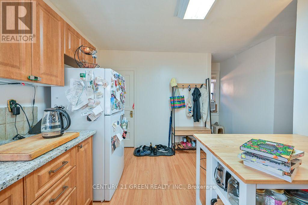 147 Herkimer Street Property Photo 28