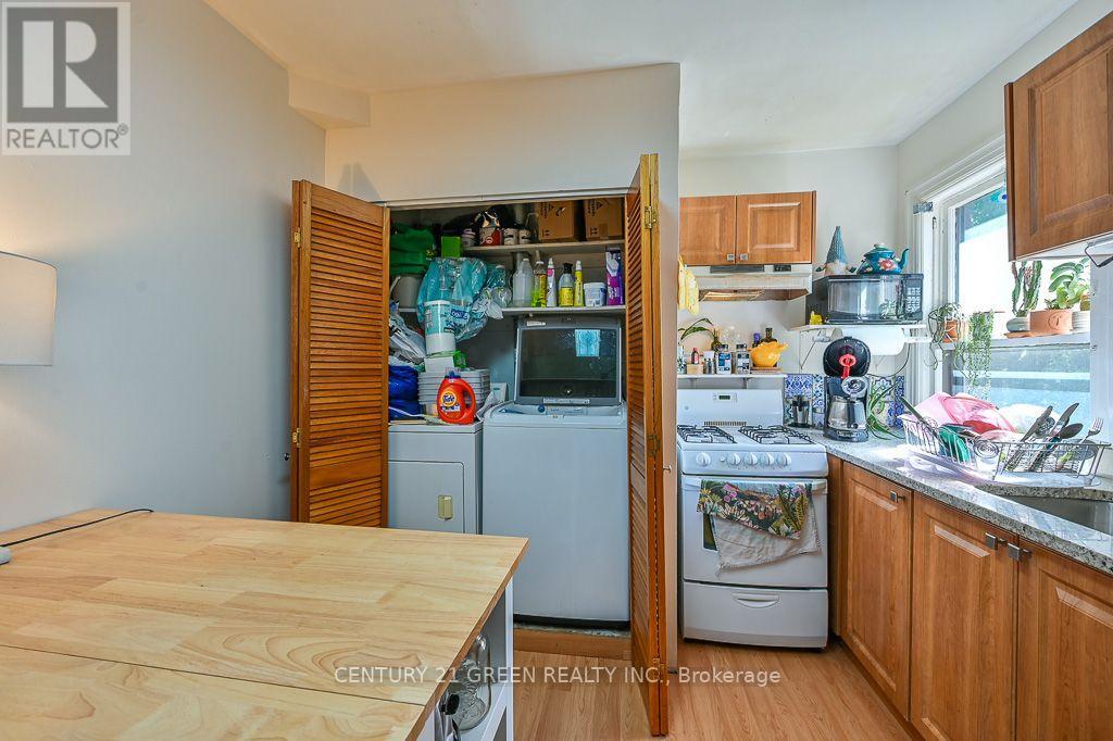 147 Herkimer Street Property Photo 29