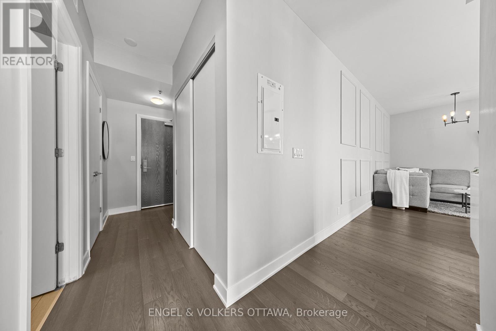 701 - 428 Sparks Street Property Photo 6