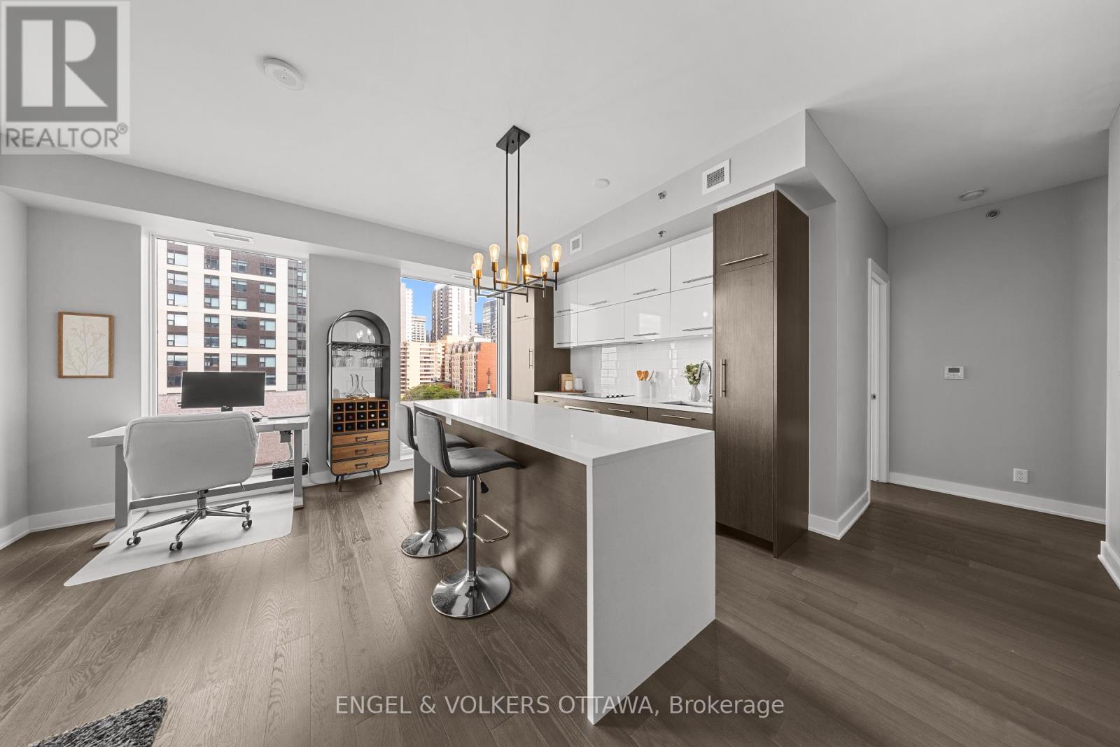701 - 428 Sparks Street Property Photo 8
