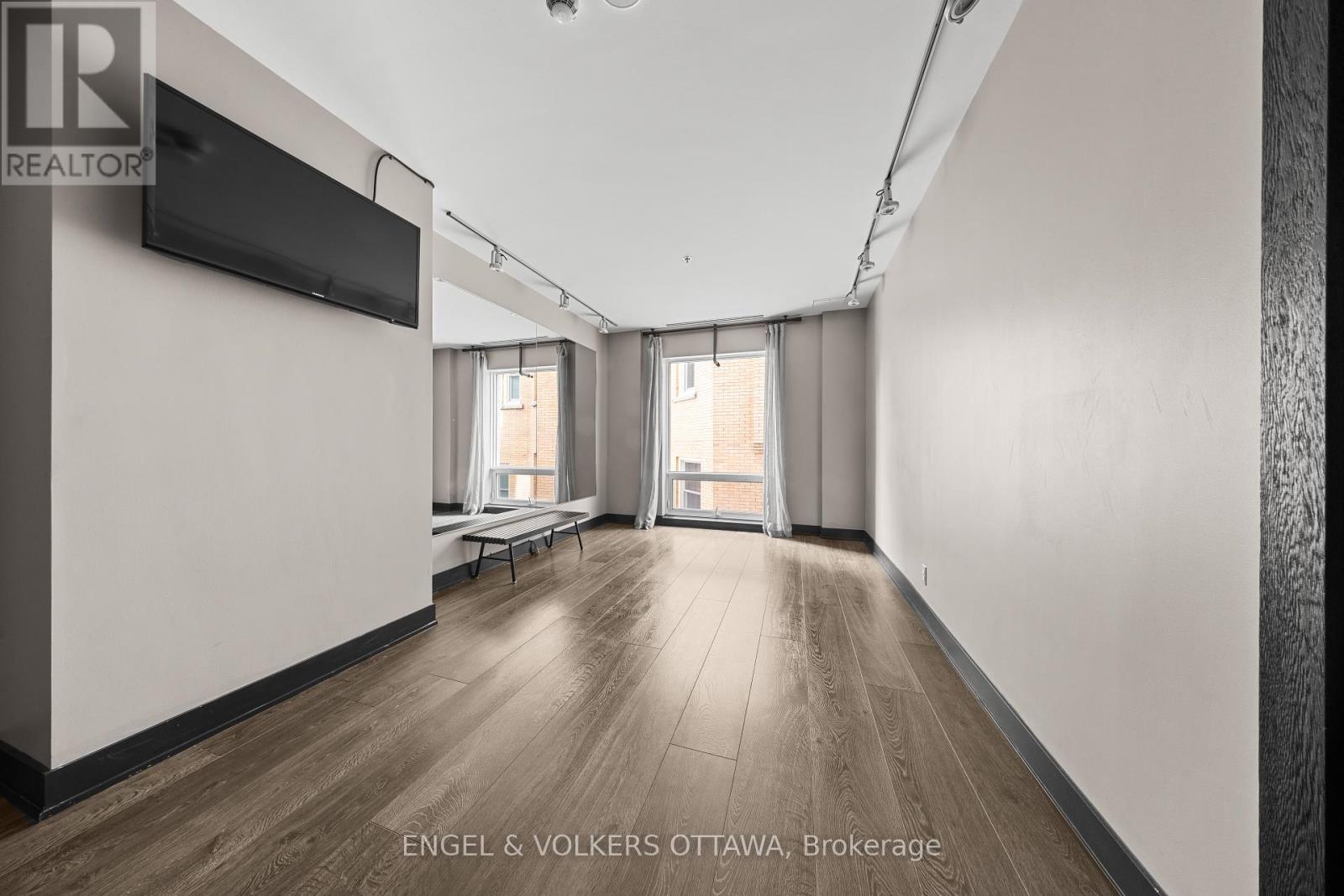 701 - 428 Sparks Street Property Photo 36