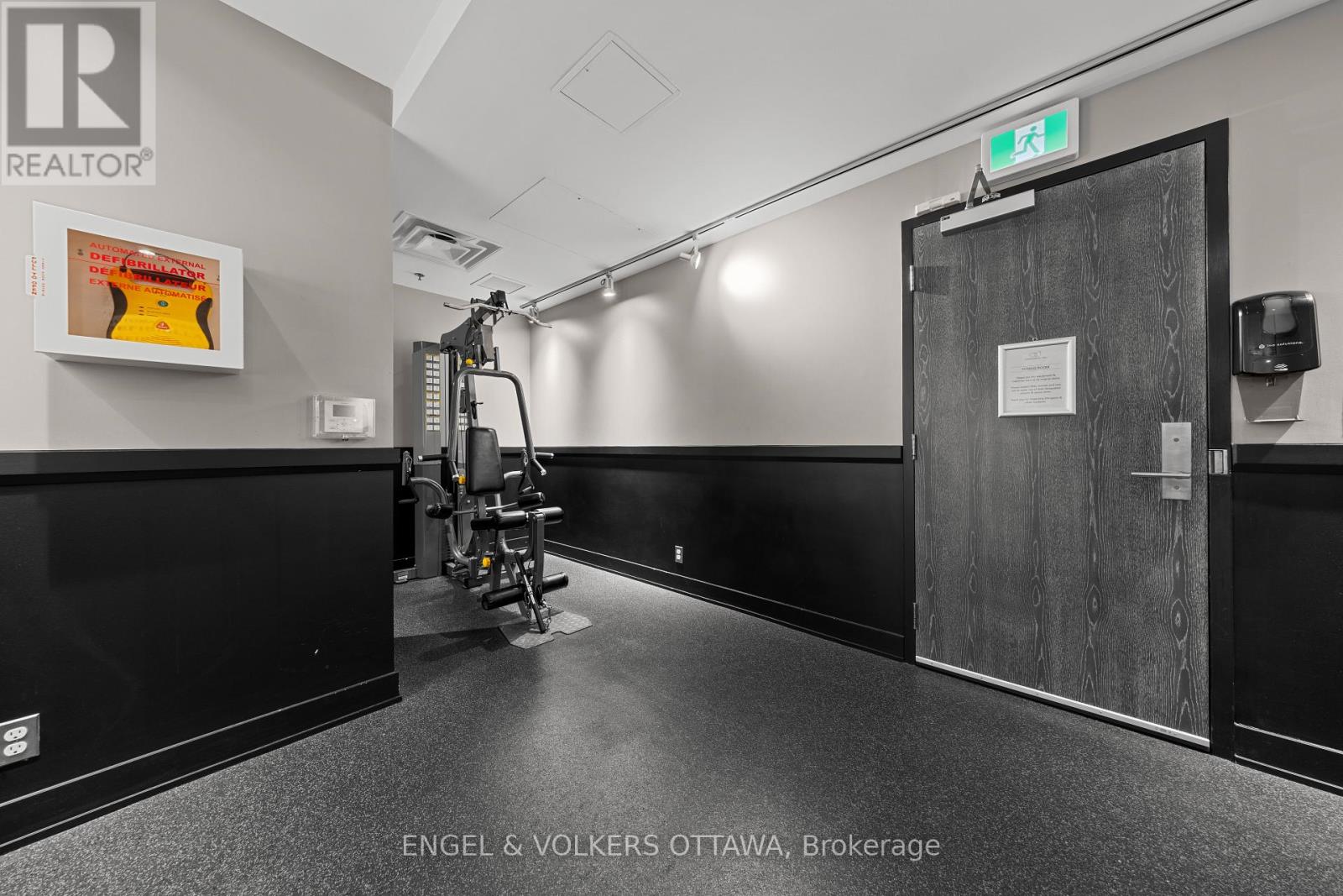 701 - 428 Sparks Street Property Photo 39
