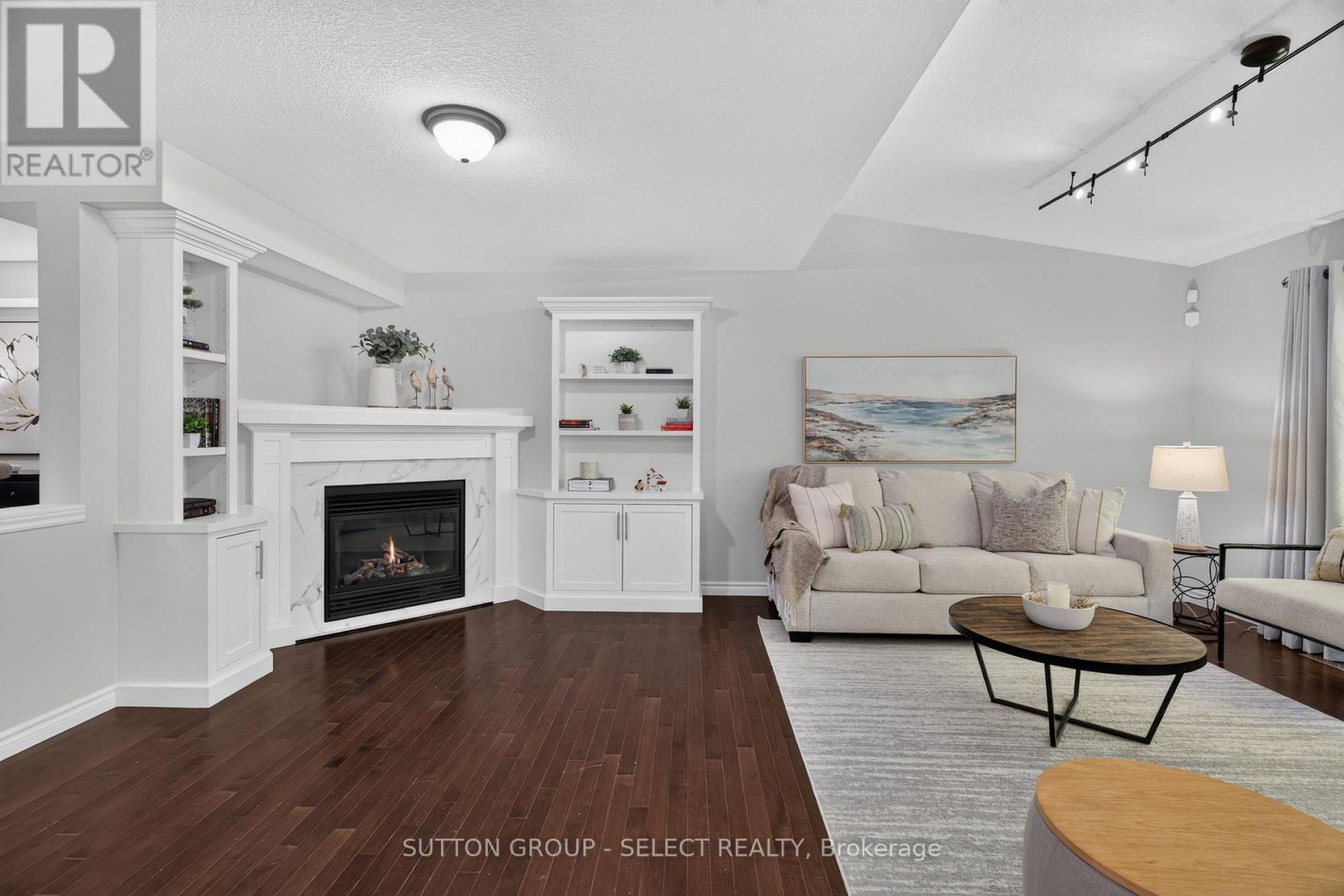 713 Silverfox Place Property Photo 8