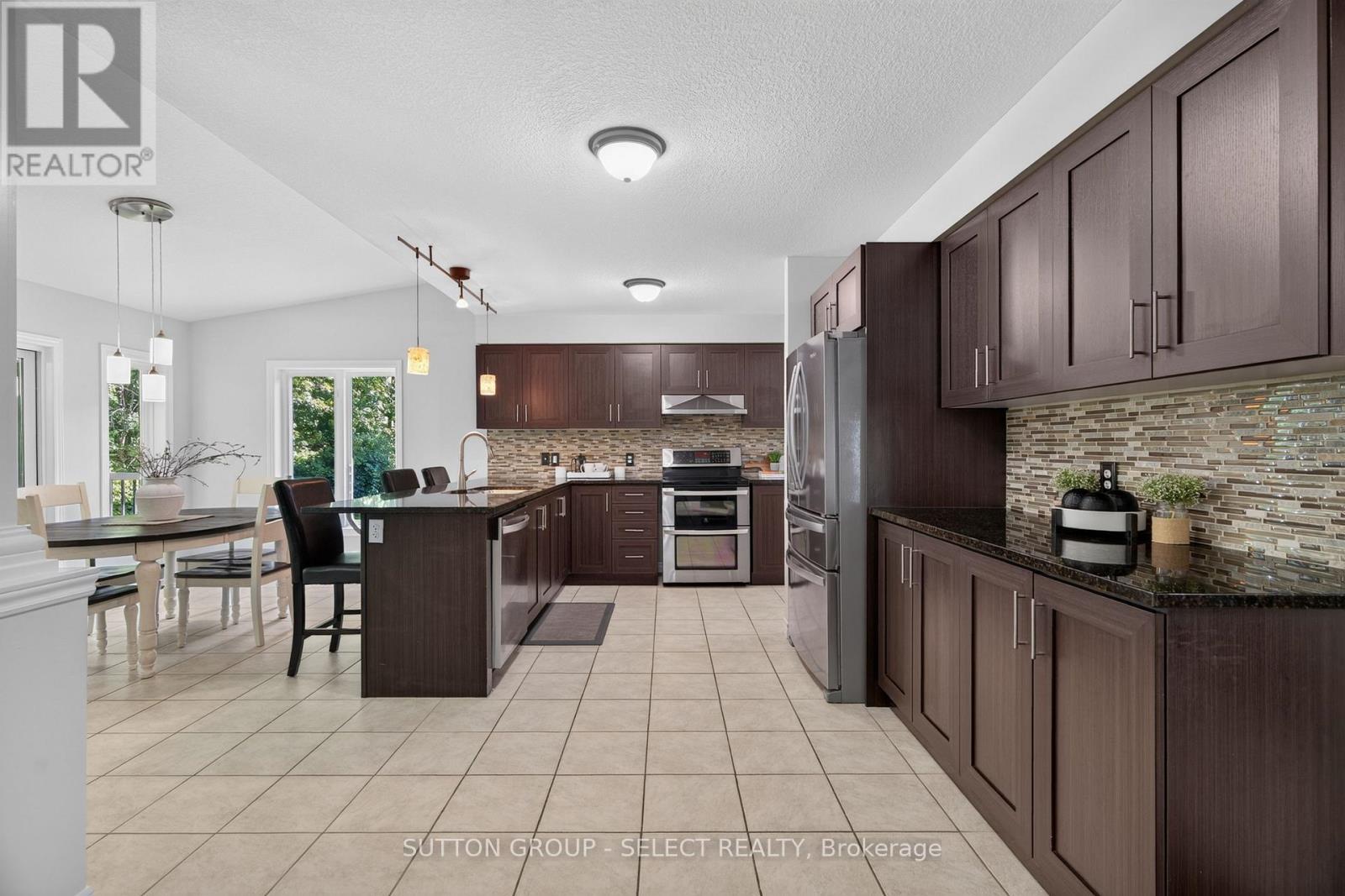 713 Silverfox Place Property Photo 12