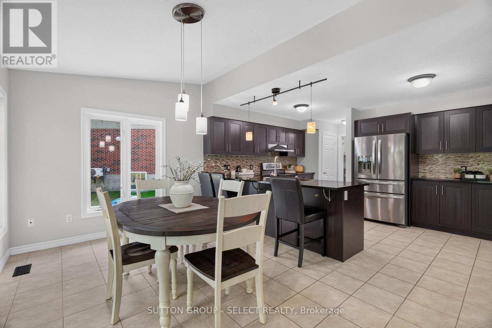 713 Silverfox Place Property Photo 13