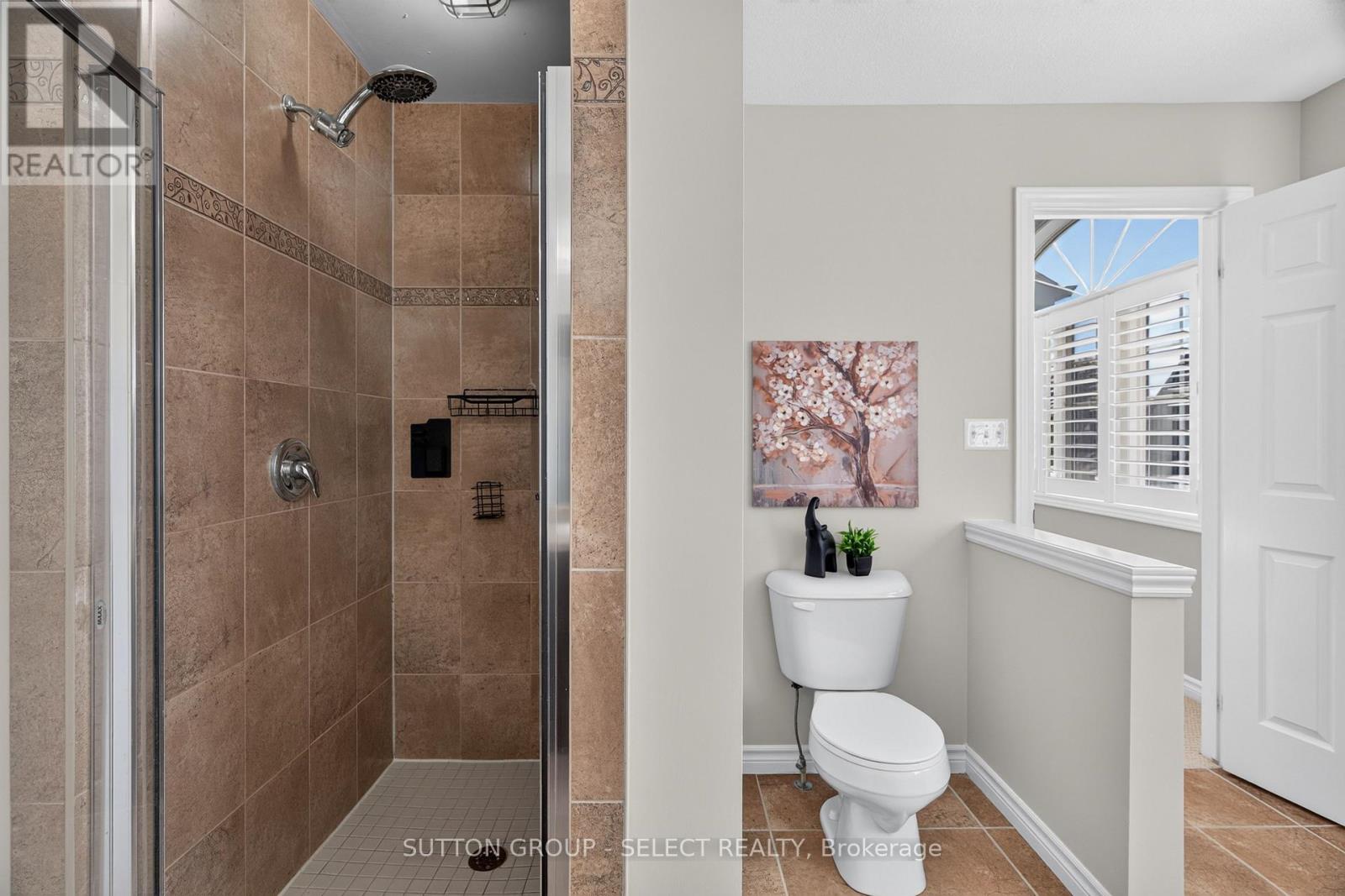 713 Silverfox Place Property Photo 28