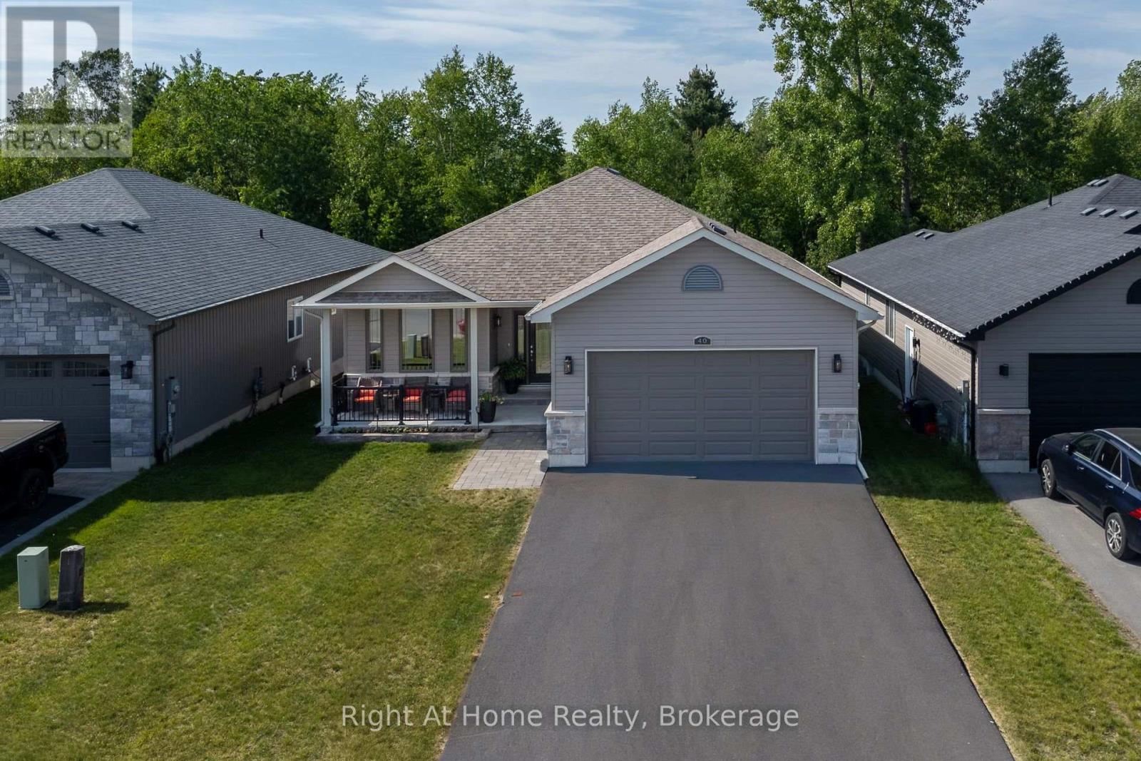 40 Birchmount Street Property Photo 1