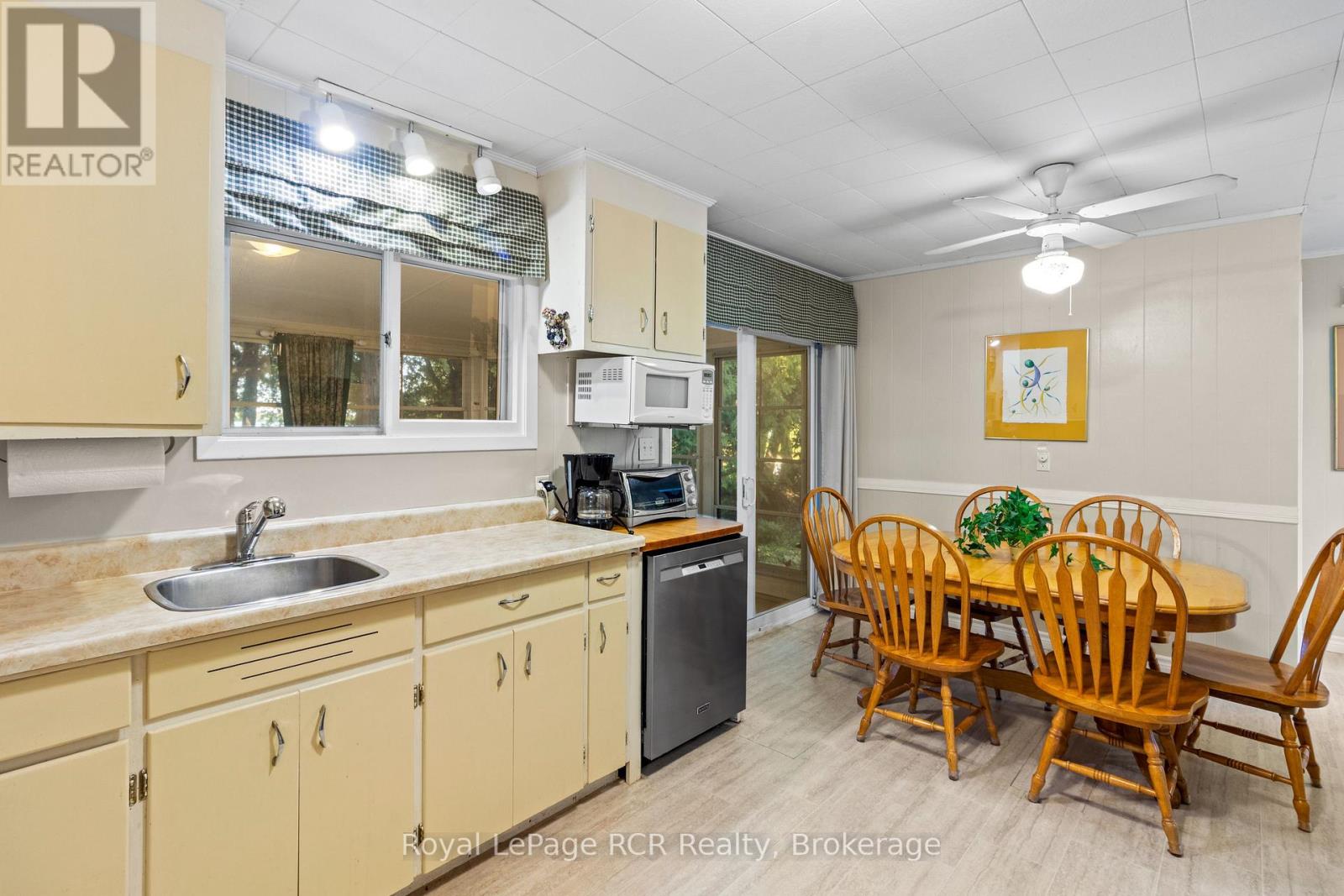 50 Hansen Drive S Property Photo 18