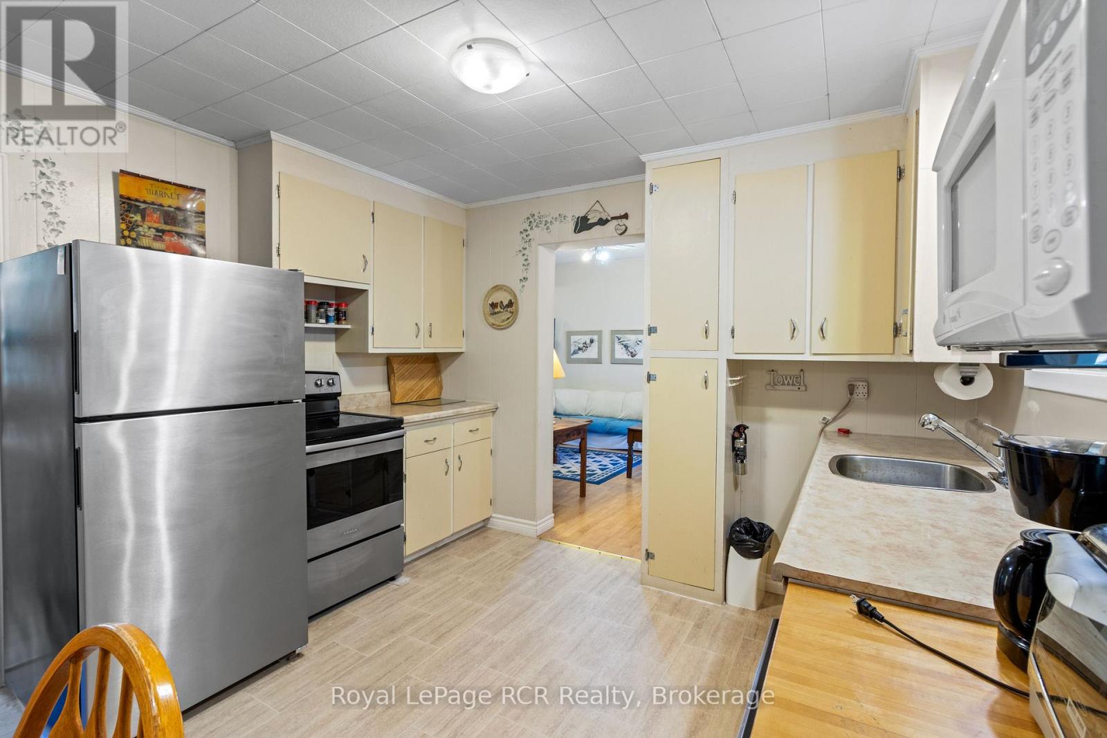 50 Hansen Drive S Property Photo 20