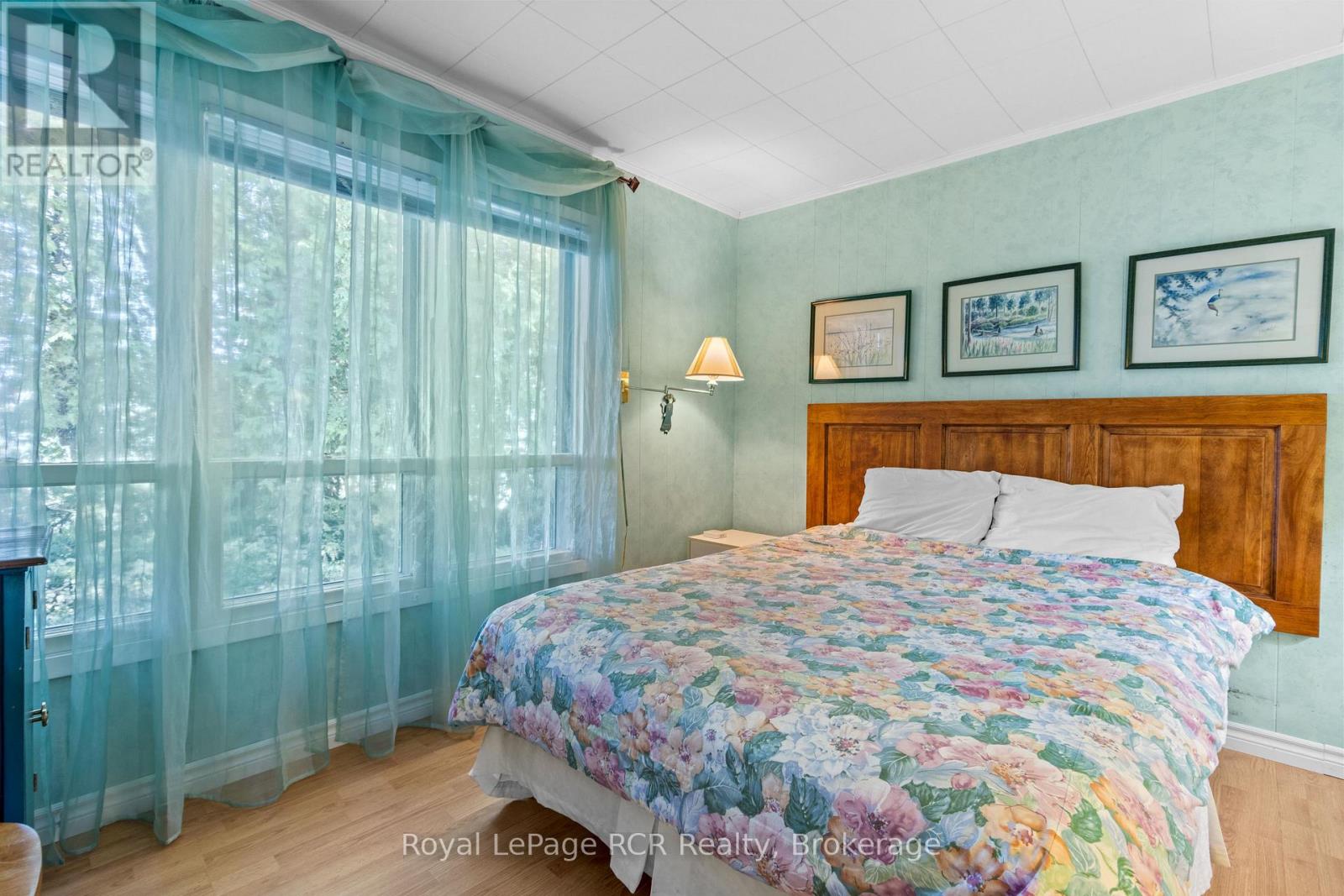 50 Hansen Drive S Property Photo 24