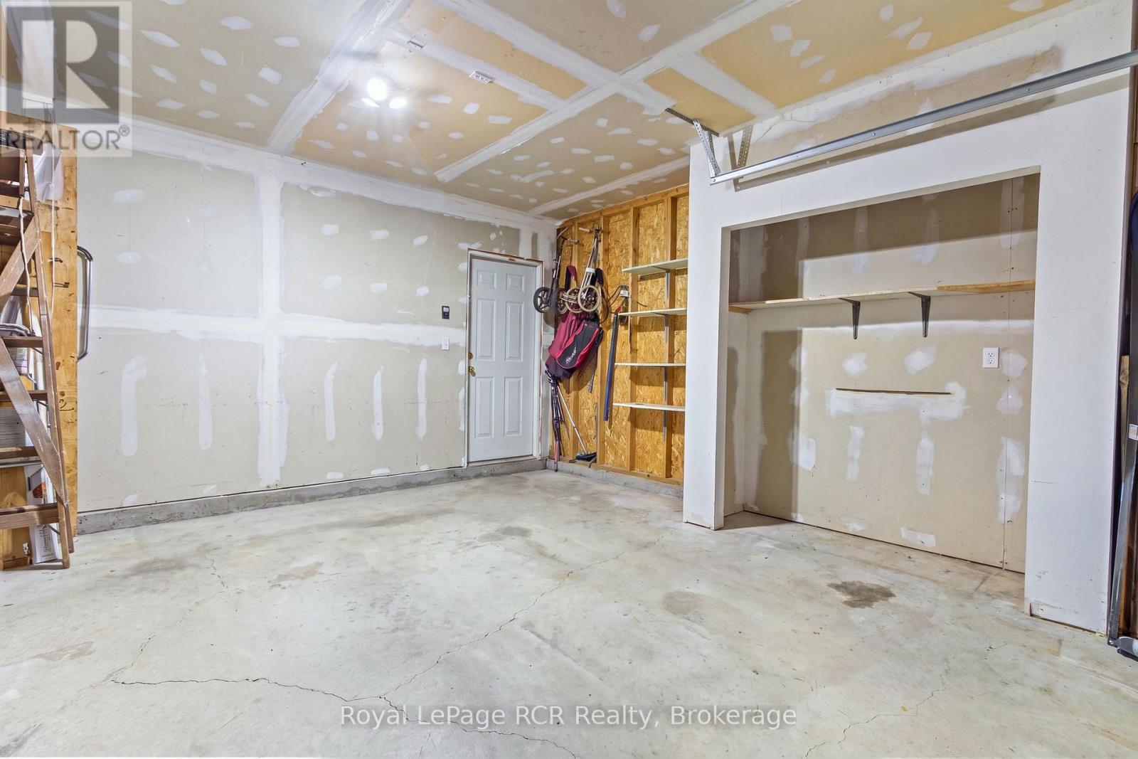 50 Hansen Drive S Property Photo 40