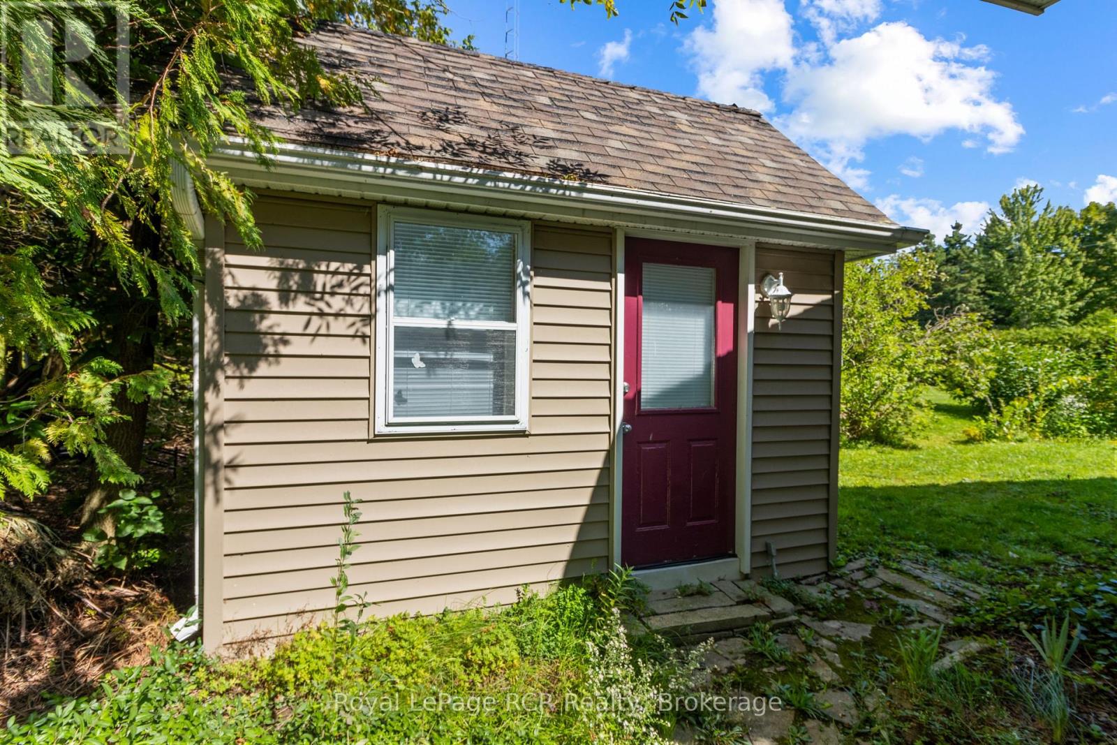 50 Hansen Drive S Property Photo 44