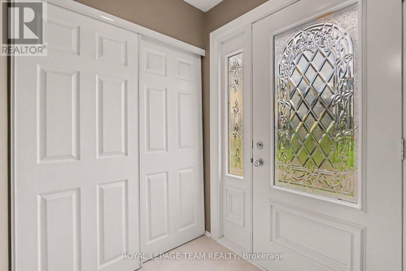 1377 Guthrie Street Property Photo 2