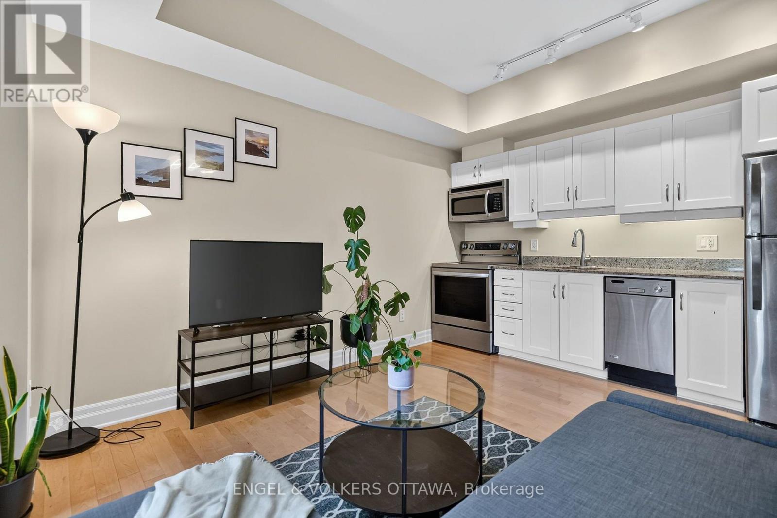 706 - 245 Kent Street Property Photo 14