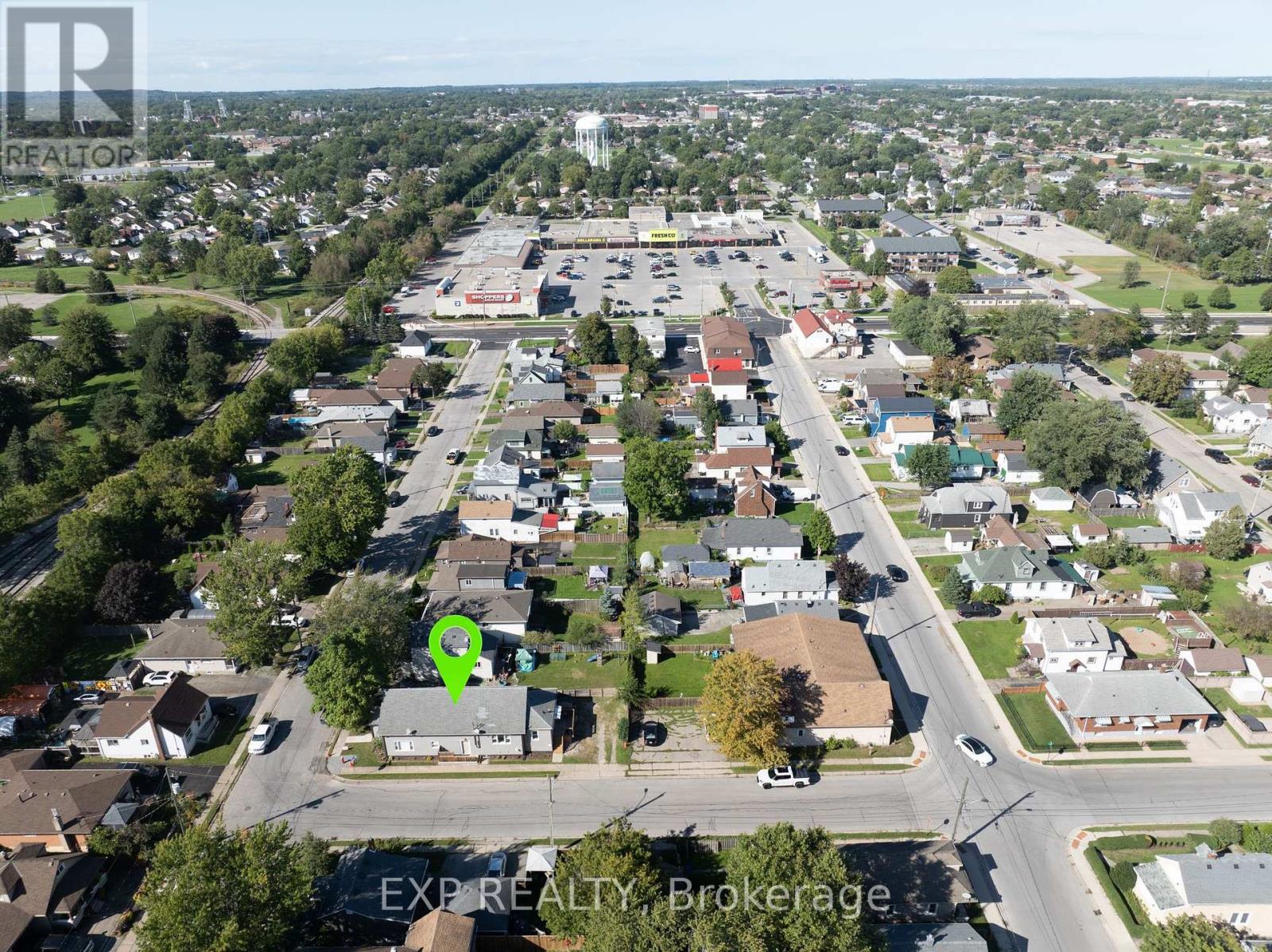 97 Deere Street Property Photo 5