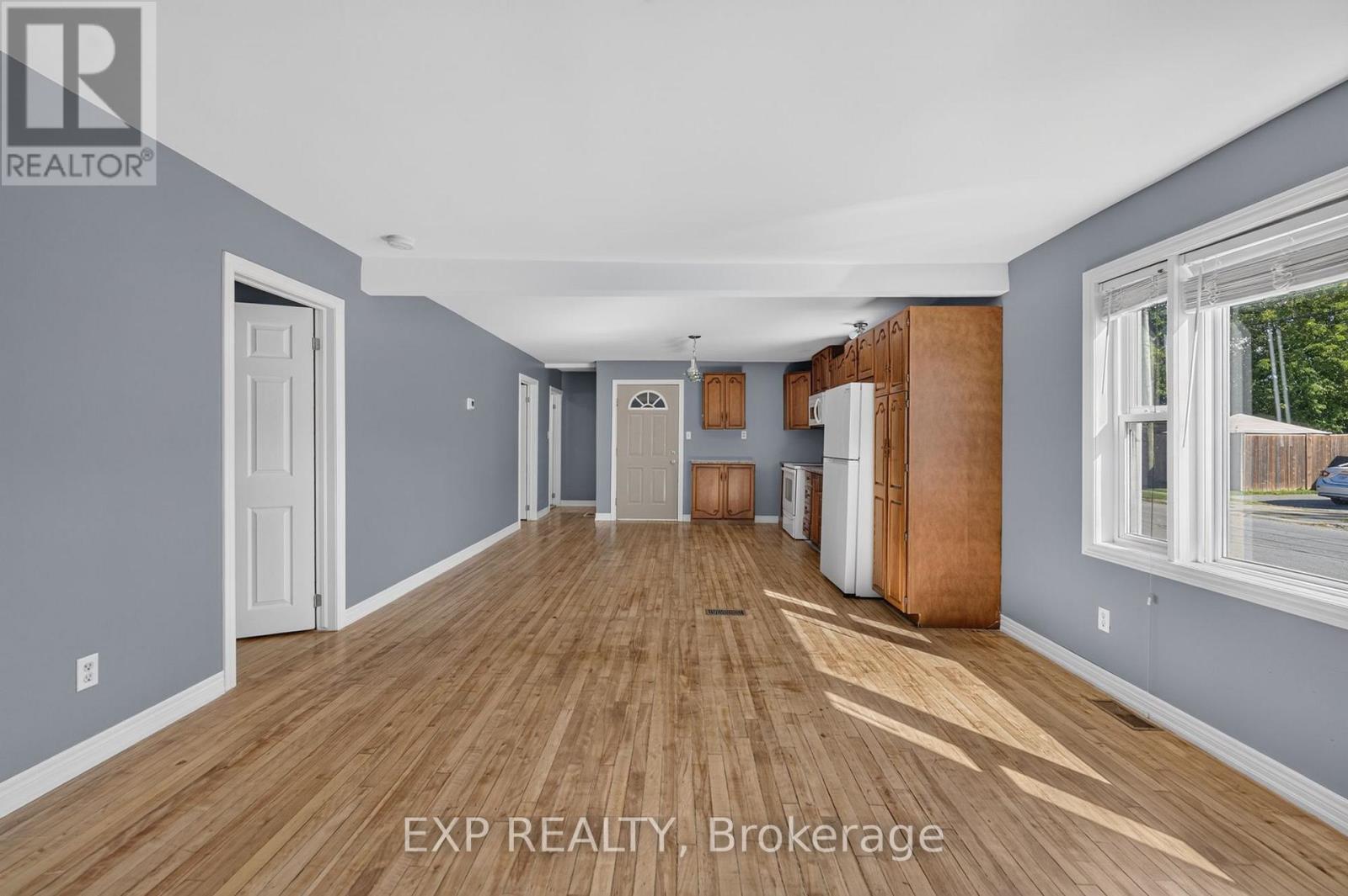 97 Deere Street Property Photo 9