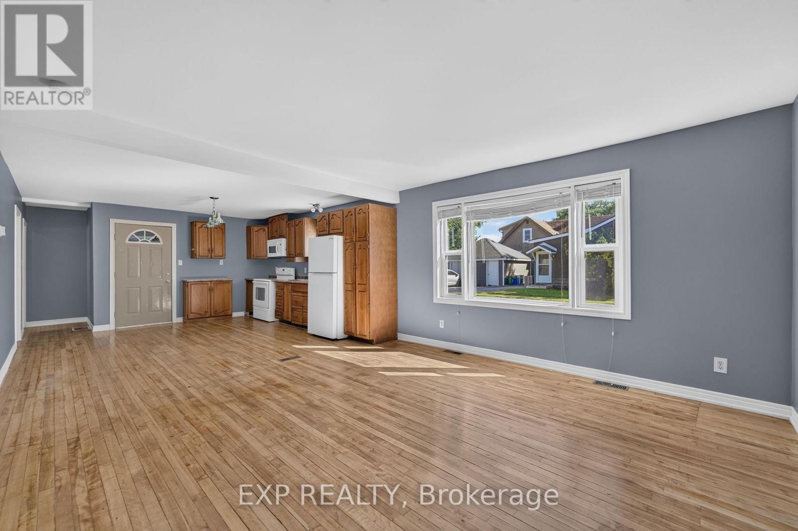 97 Deere Street Property Photo 10
