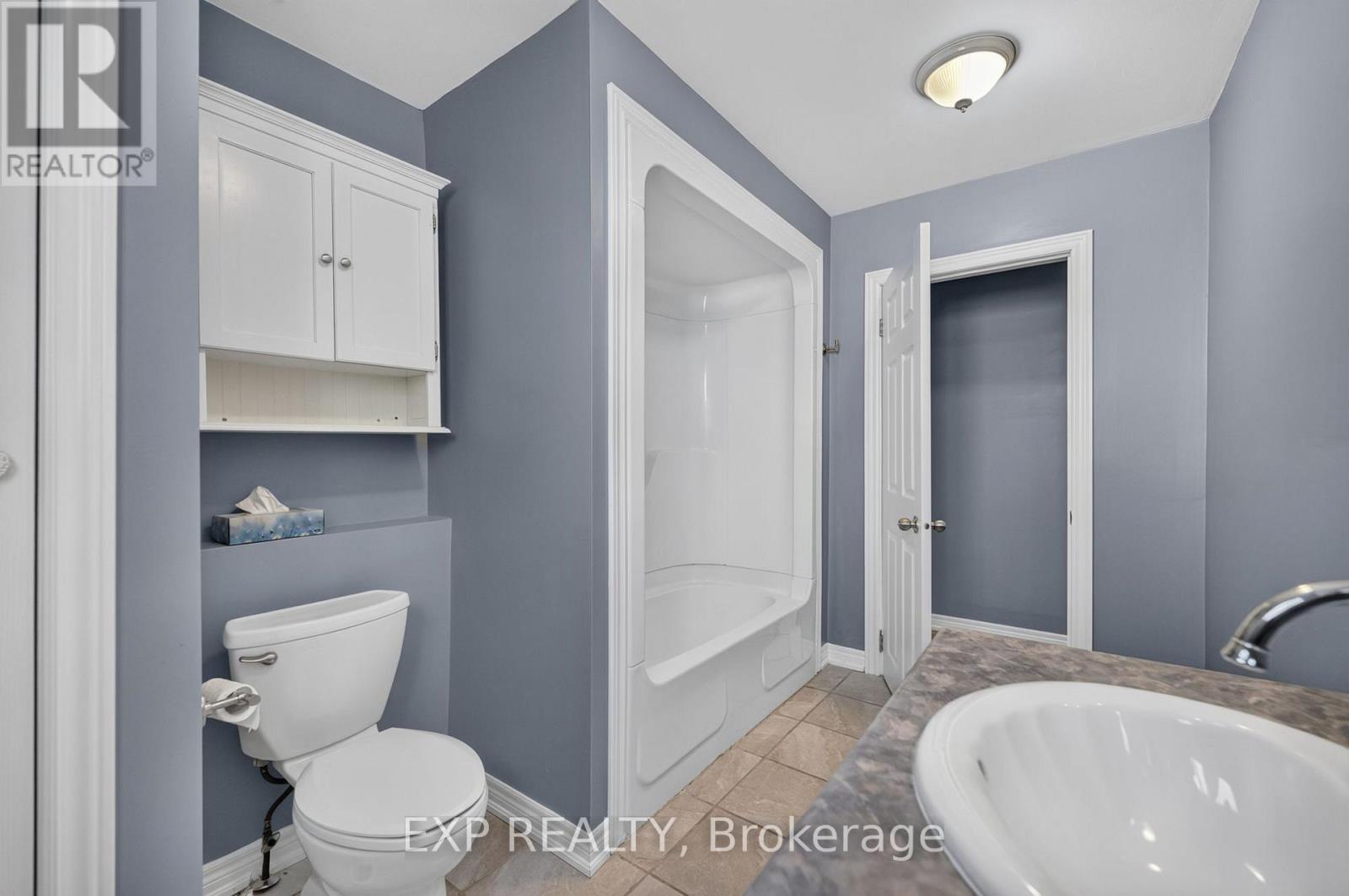 97 Deere Street Property Photo 16