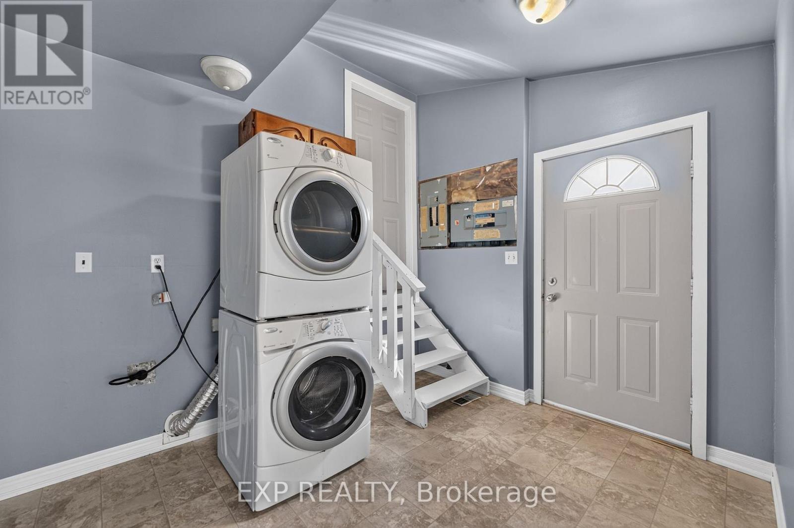 97 Deere Street Property Photo 20