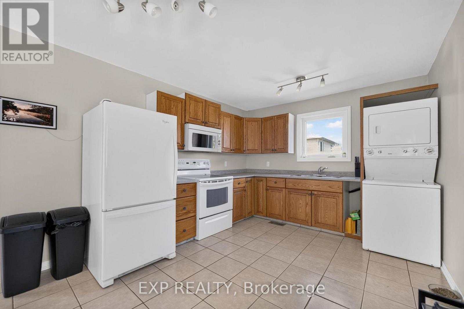 97 Deere Street Property Photo 22