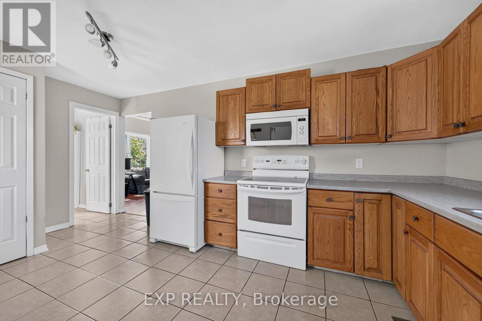 97 Deere Street Property Photo 23