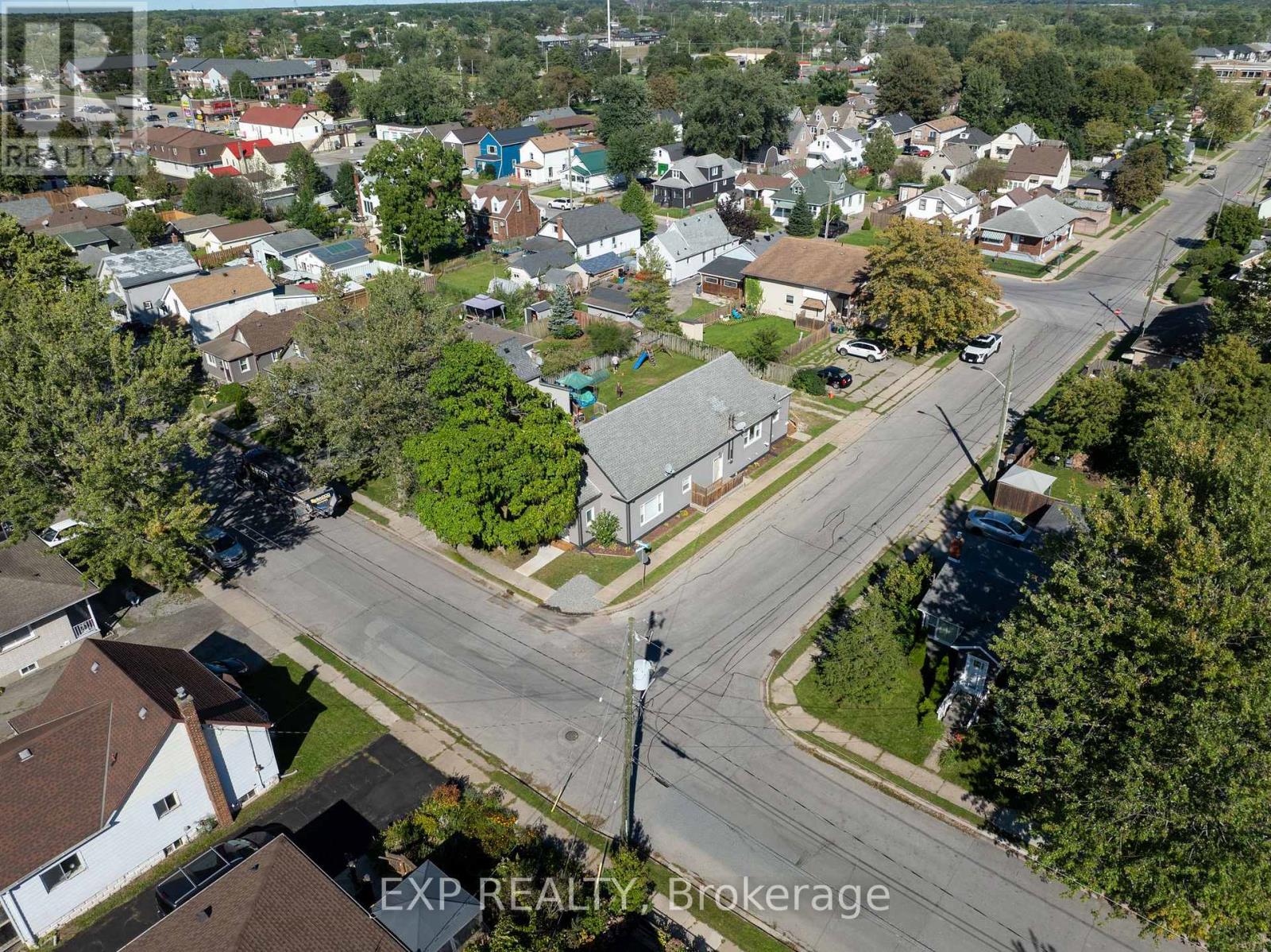 97 Deere Street Property Photo 37