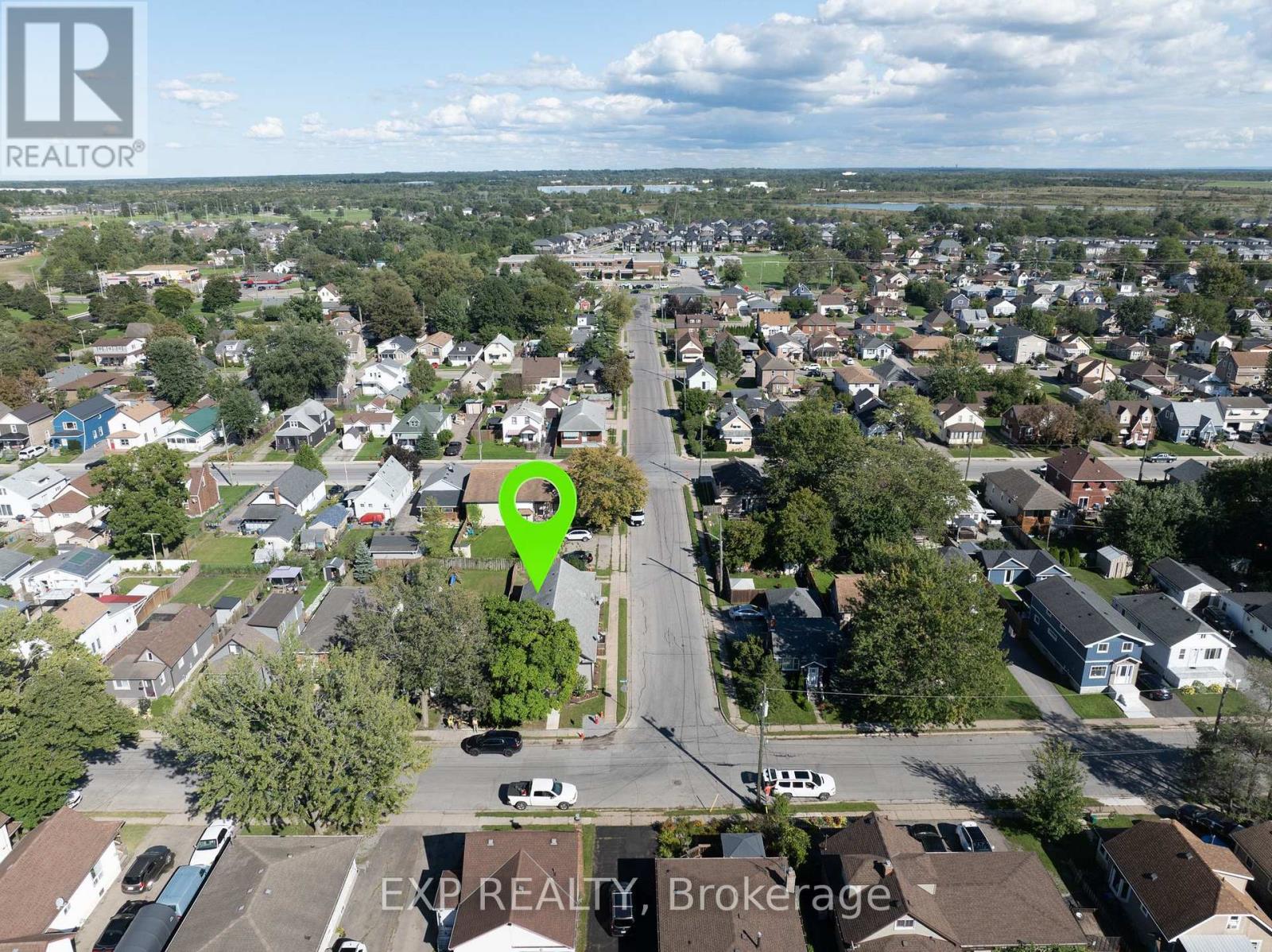 97 Deere Street Property Photo 38