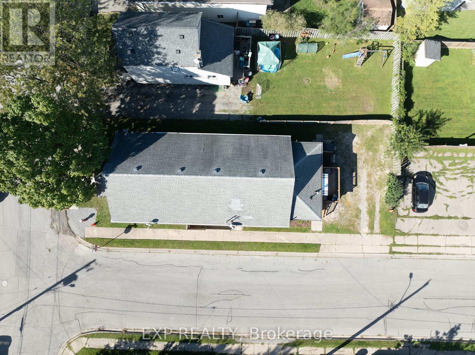 97 Deere Street Property Photo 39