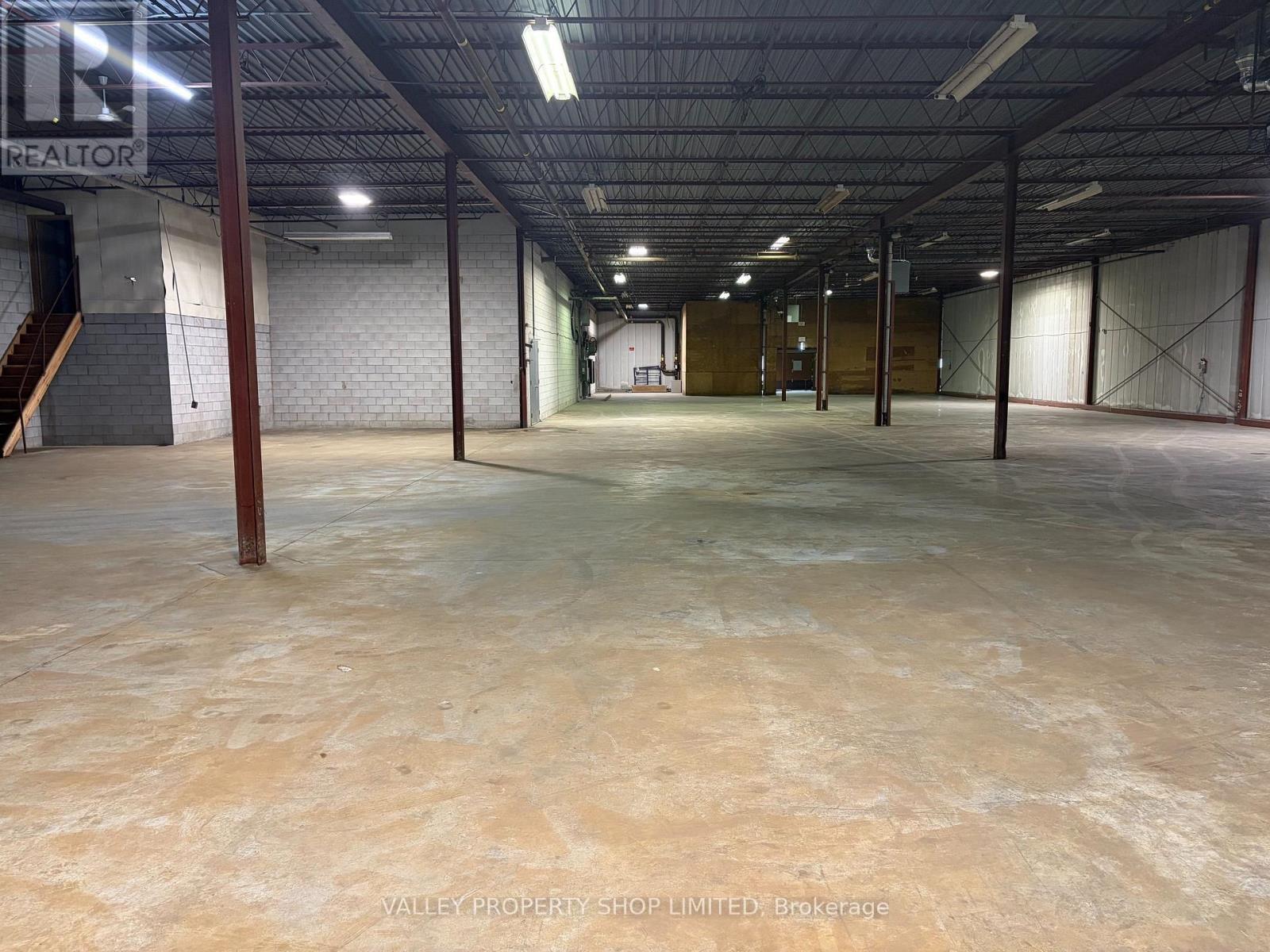 950 Mackay Street Property Photo 7